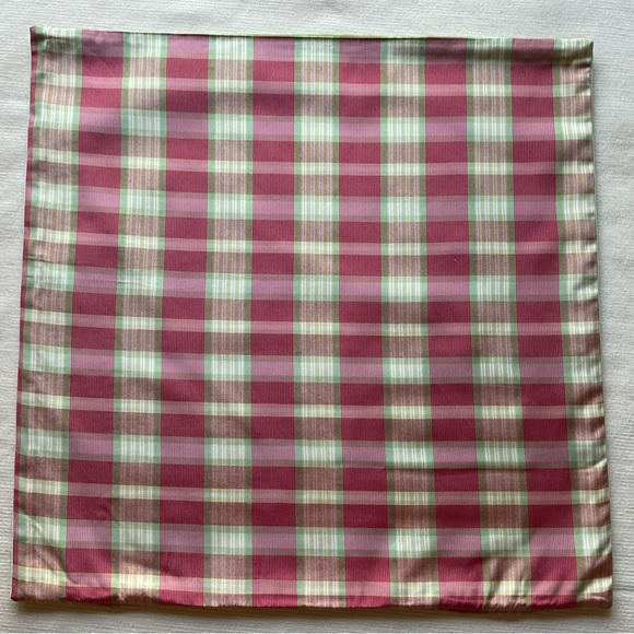 Custom Accent Pillow Cover 23” X 22.5” - Picture 3 of 4